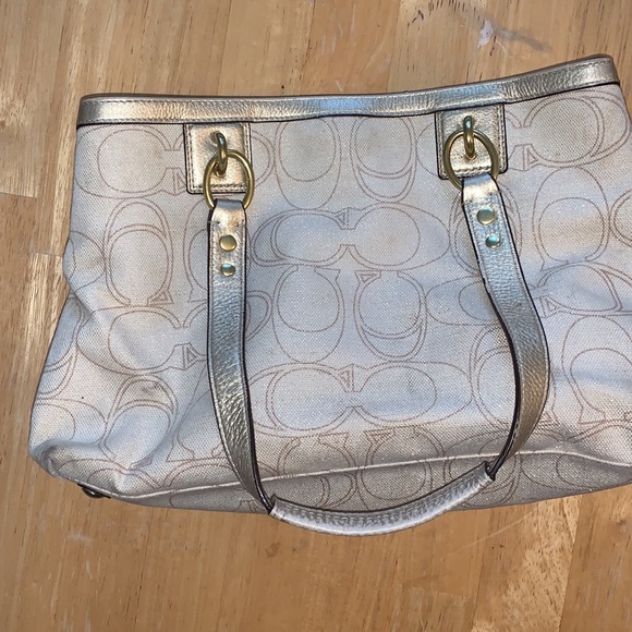 Coach bag - medium size gold shimmer used - Picture 7 of 7